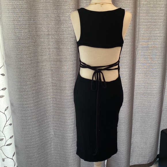 Shein  Black Backless Midi Women’s Dress Size Large - Picture 4 of 9